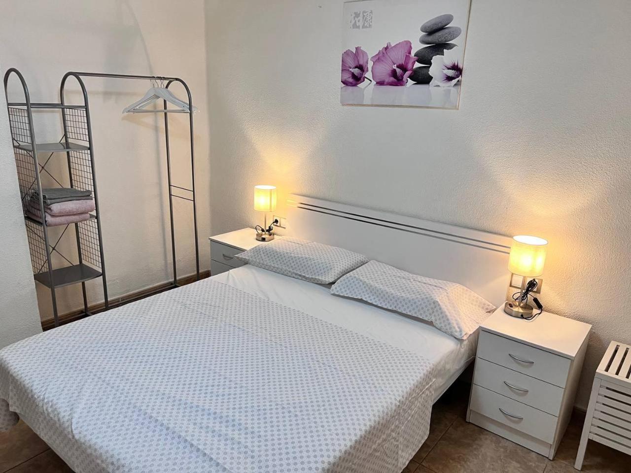 Plaza Sainetero Arniches Apartment บาเลนเซีย ภายนอก รูปภาพ